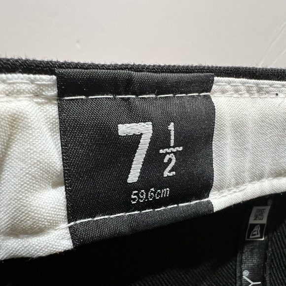 New Era, 59Fifty Fitted Hat, New York Yankees, Black & Green - Picture 3 of 10